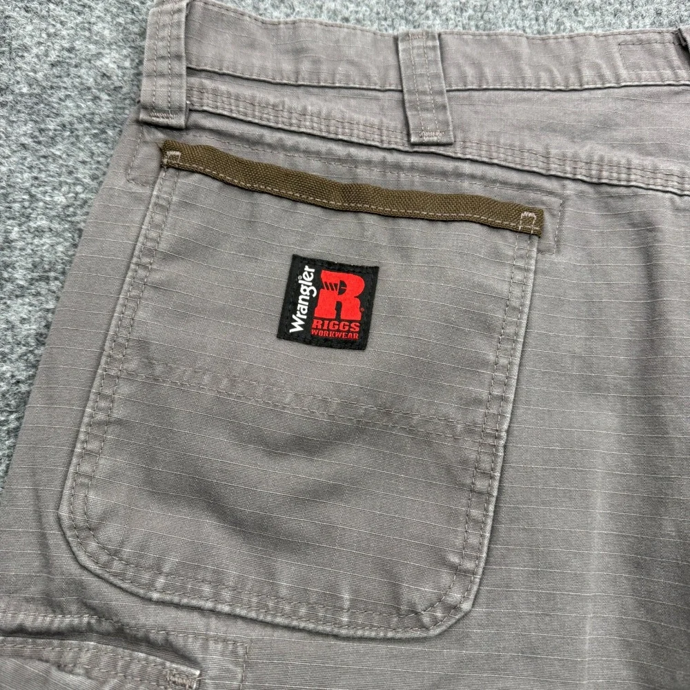 Wrangler Riggs Workwear Cargo Shorts Mens 40 Gray 10in Ripstop Durable Workwear